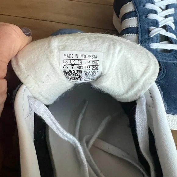 Adidas Gazelle Blue and White Sneakers - Picture 7 of 7